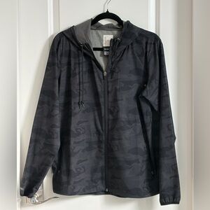 Vuori women’s windbreaker